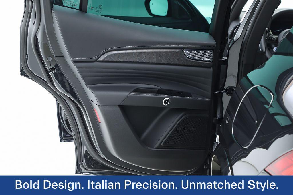 new 2025 Maserati Grecale car, priced at $91,065