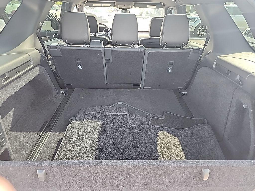used 2017 Land Rover Discovery car, priced at $22,990