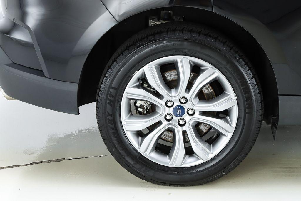 used 2022 Ford Edge car, priced at $24,499