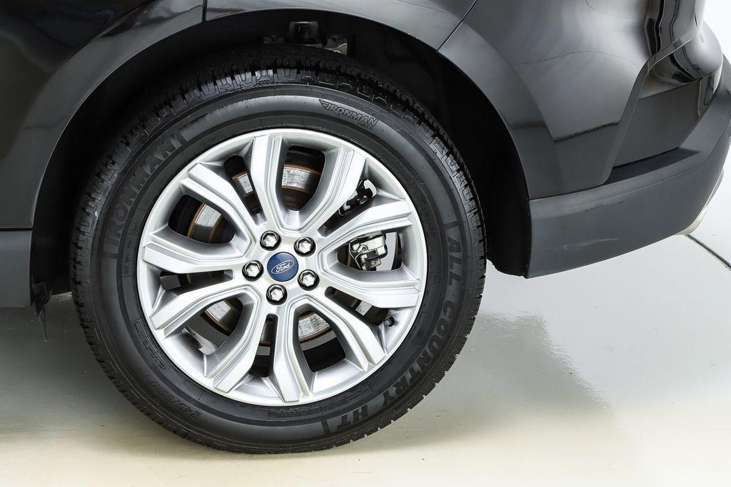 used 2022 Ford Edge car, priced at $24,499