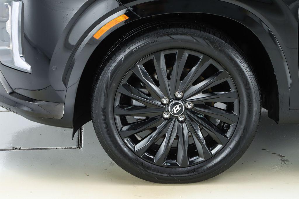 used 2024 Hyundai Palisade car, priced at $35,962