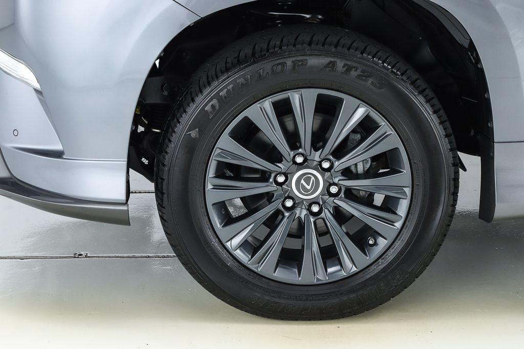 used 2023 Lexus GX 460 car, priced at $62,991