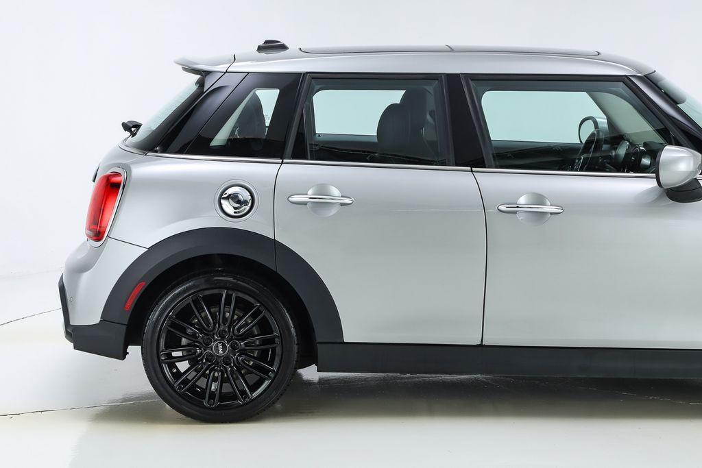 used 2024 MINI Hardtop car, priced at $24,499
