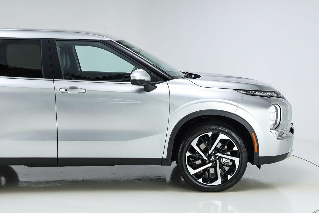 used 2024 Mitsubishi Outlander car, priced at $25,495