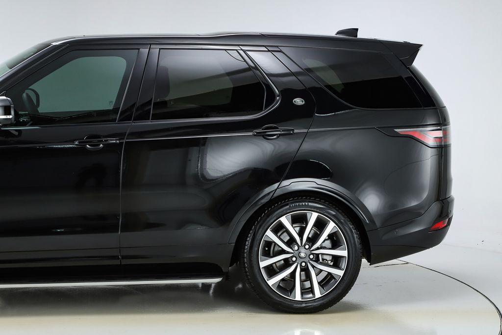 used 2024 Land Rover Discovery car, priced at $56,999