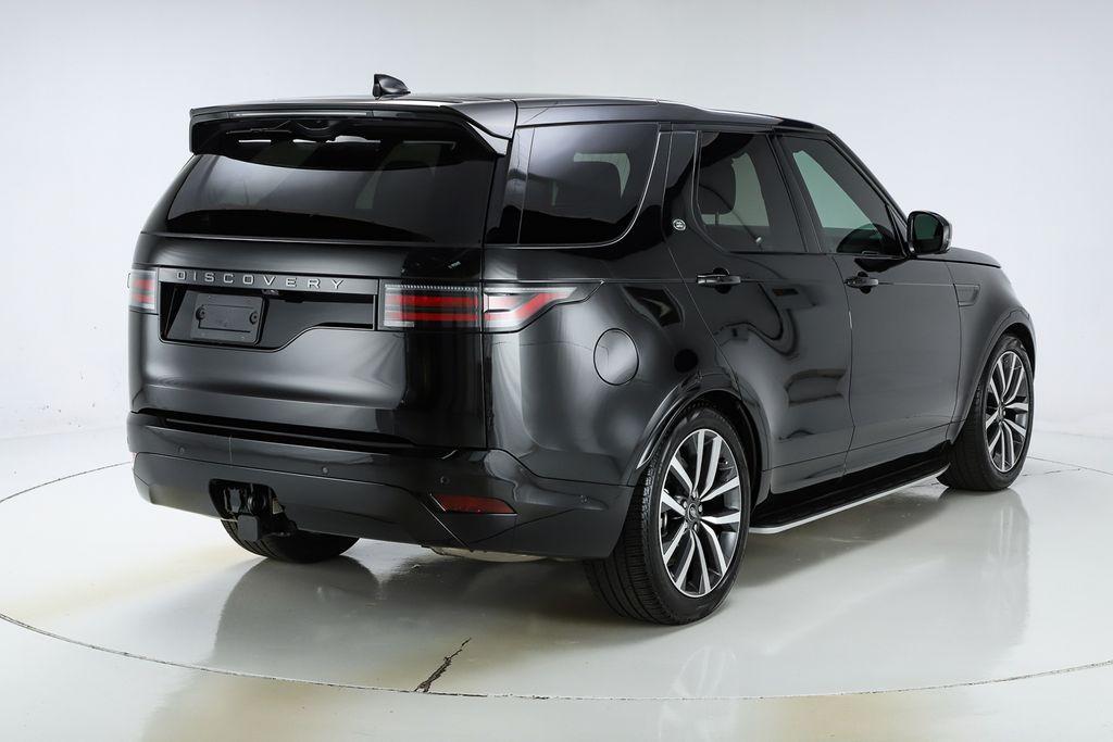 used 2024 Land Rover Discovery car, priced at $56,999