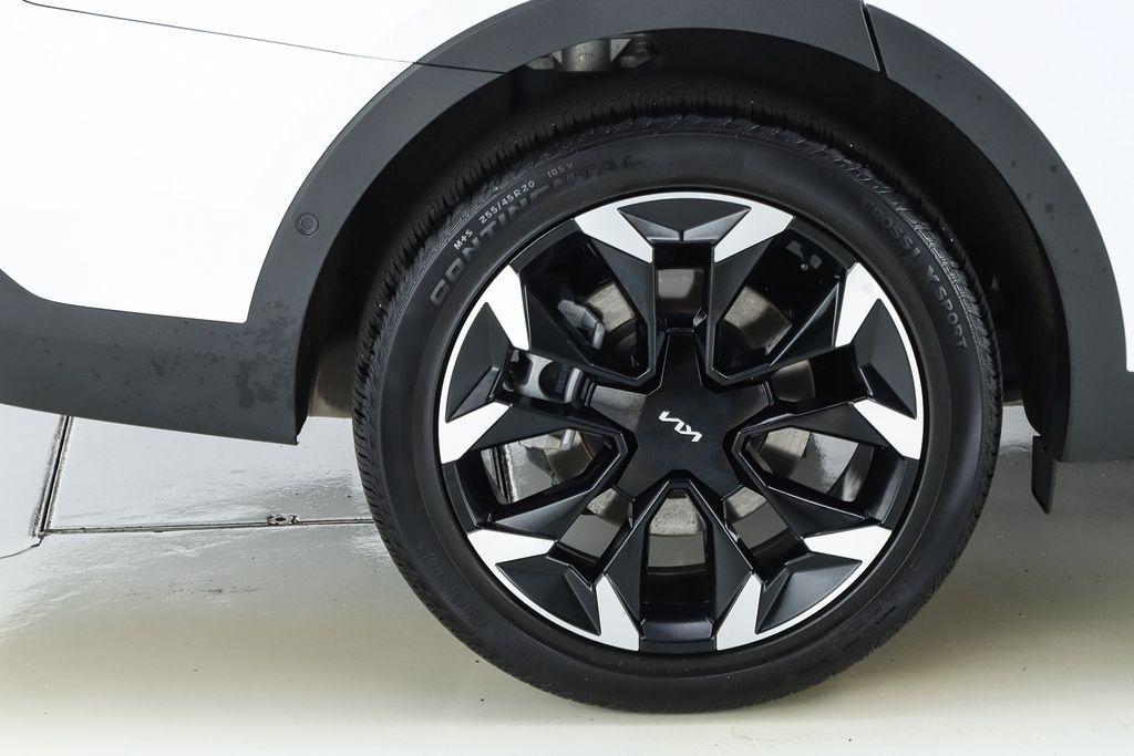 used 2025 Kia Sorento car, priced at $38,790