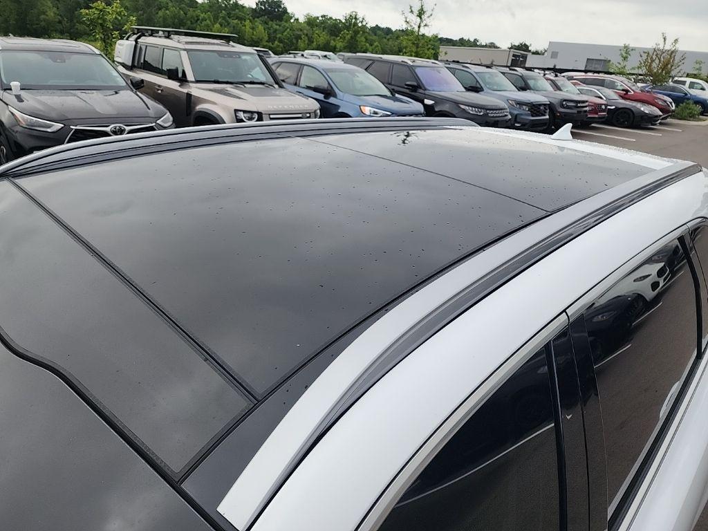 used 2025 Kia Sorento car, priced at $38,790