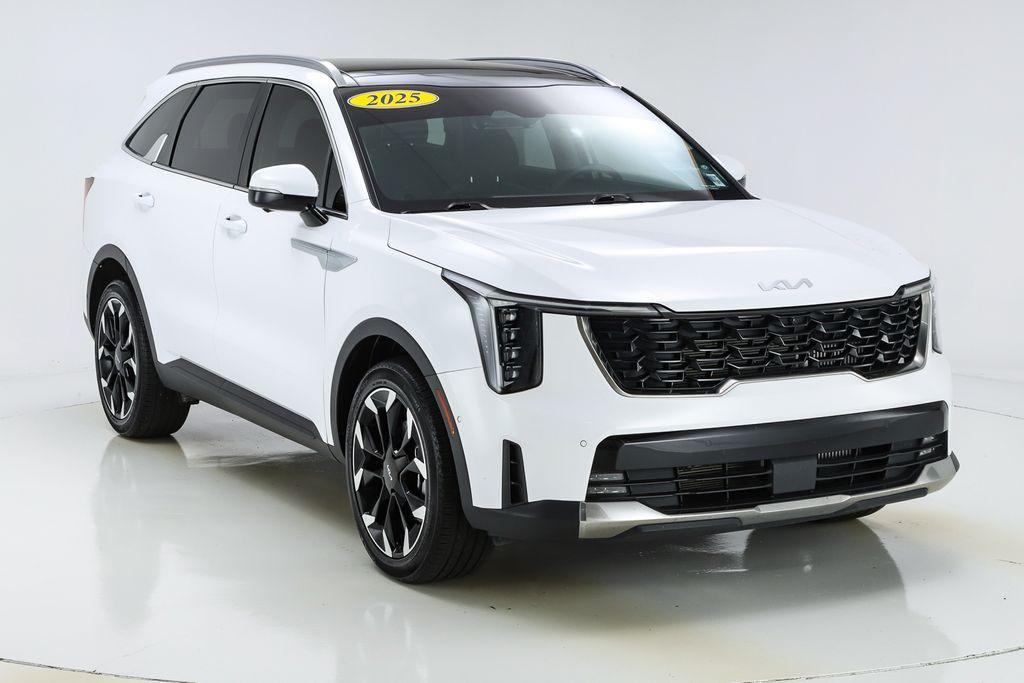 used 2025 Kia Sorento car, priced at $38,790