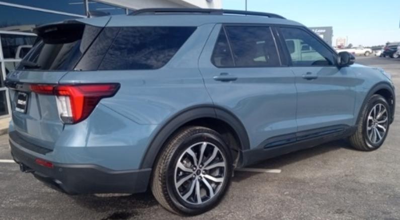 used 2025 Ford Explorer car, priced at $45,490