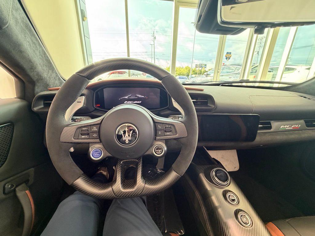 new 2024 Maserati MC20 car, priced at $281,395