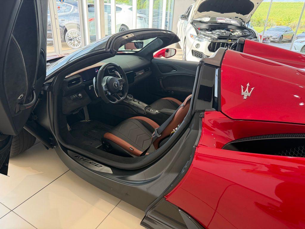 new 2024 Maserati MC20 car, priced at $281,395