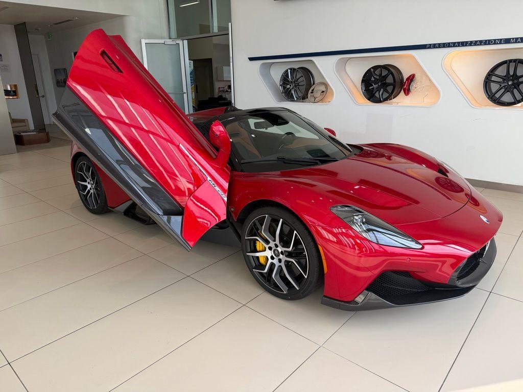 new 2024 Maserati MC20 car, priced at $281,395