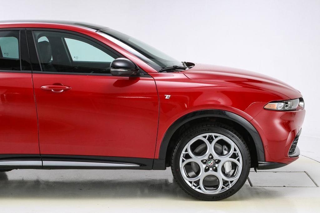 new 2024 Alfa Romeo Tonale car, priced at $52,790