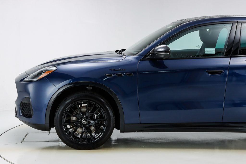 new 2025 Maserati Grecale car, priced at $88,605