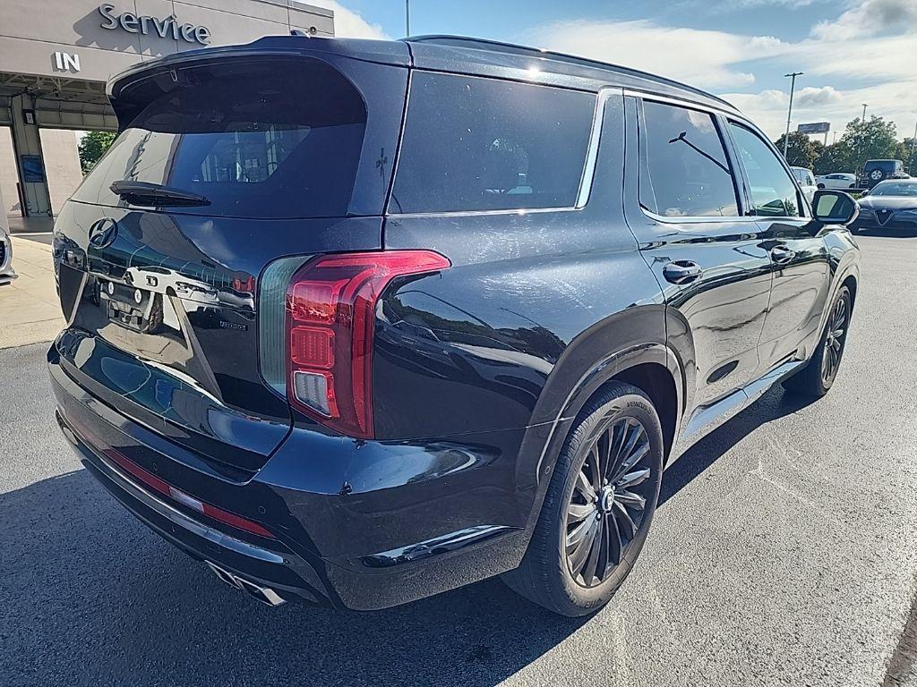 used 2024 Hyundai Palisade car, priced at $44,890