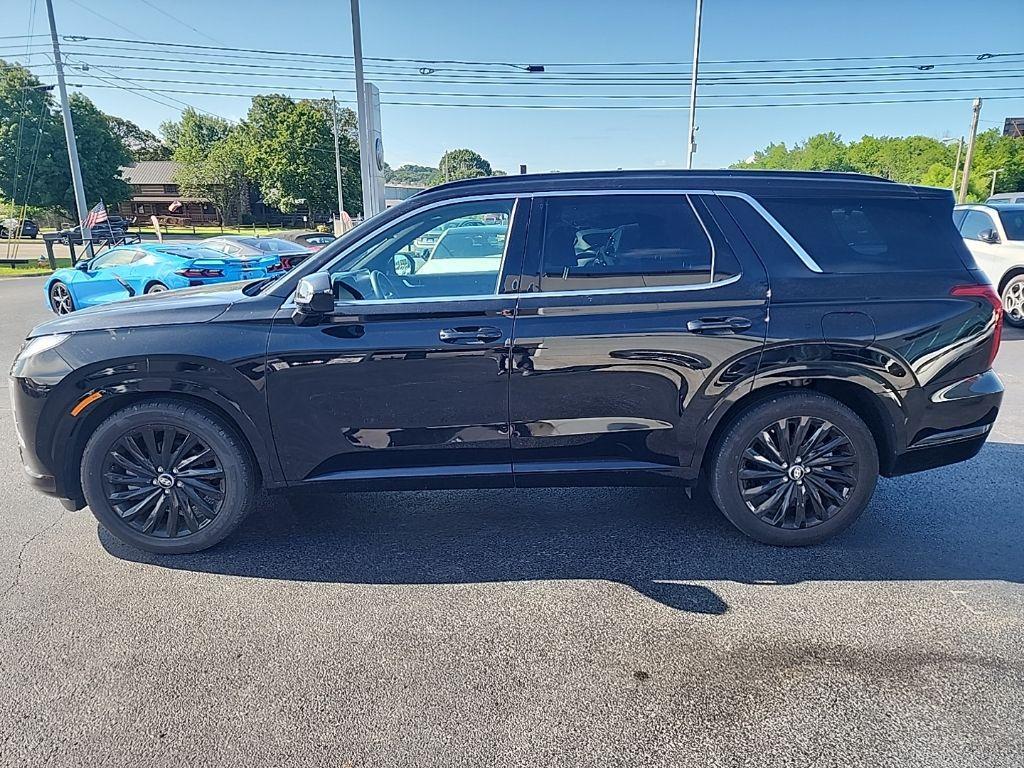 used 2024 Hyundai Palisade car, priced at $44,890