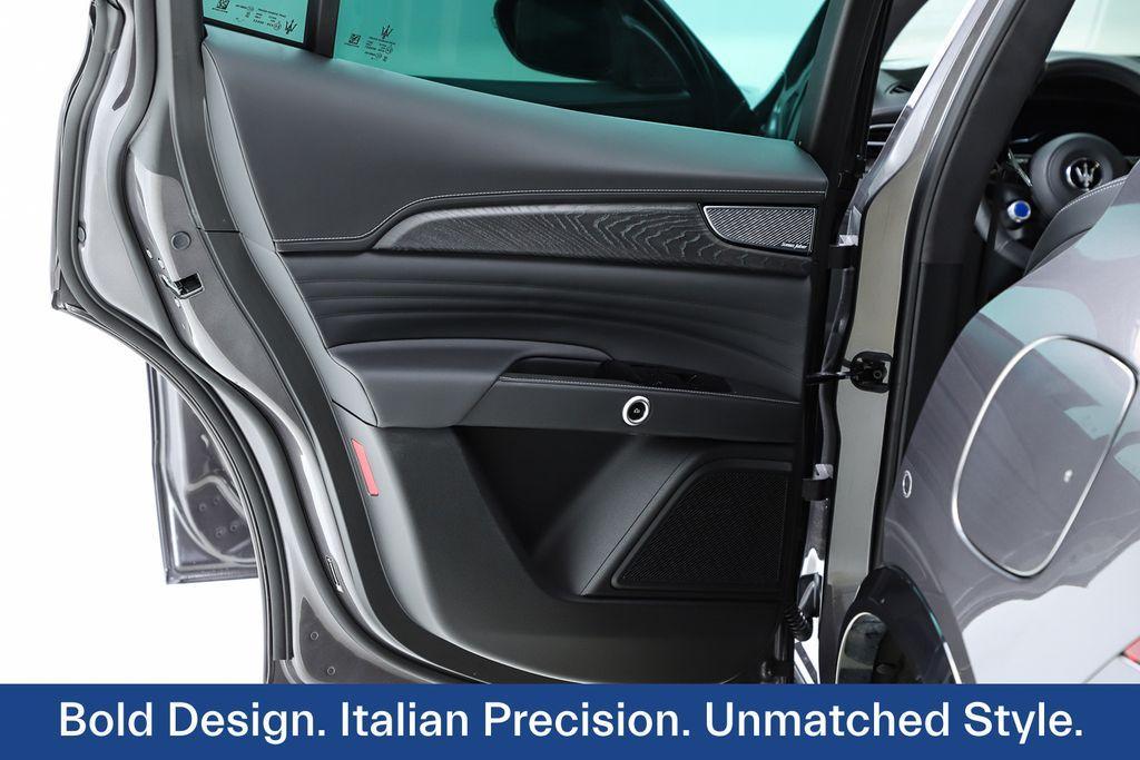 new 2025 Maserati Grecale car, priced at $82,875