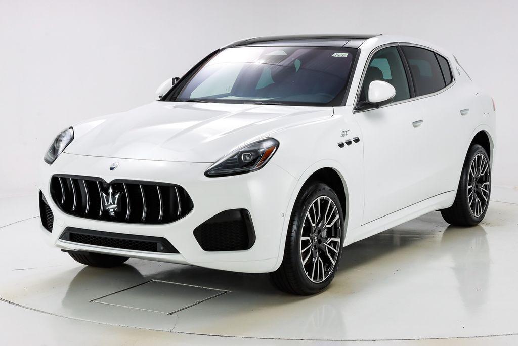 new 2024 Maserati Grecale car, priced at $67,888