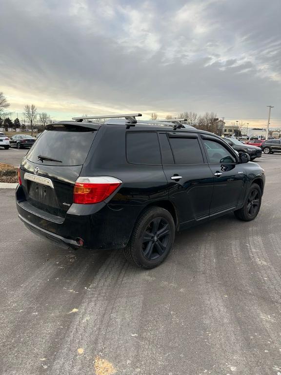 used 2010 Toyota Highlander car, priced at $9,500