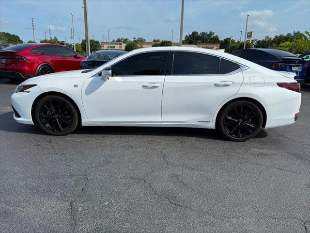 used 2022 Lexus ES 300h car, priced at $35,991