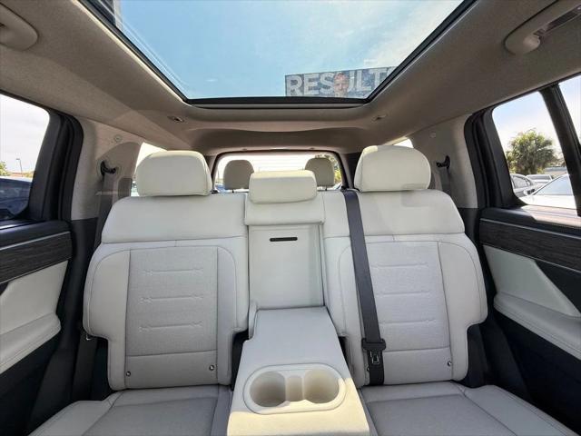 used 2024 Hyundai Santa Fe car, priced at $35,691