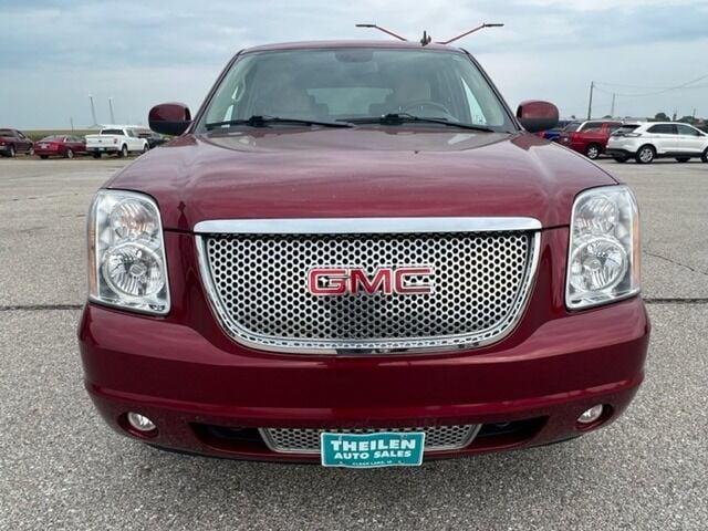 used 2009 GMC Yukon car, priced at $15,990