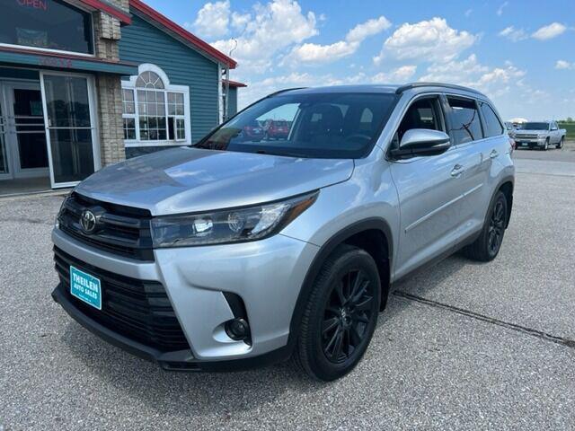 used 2019 Toyota Highlander car, priced at $30,690