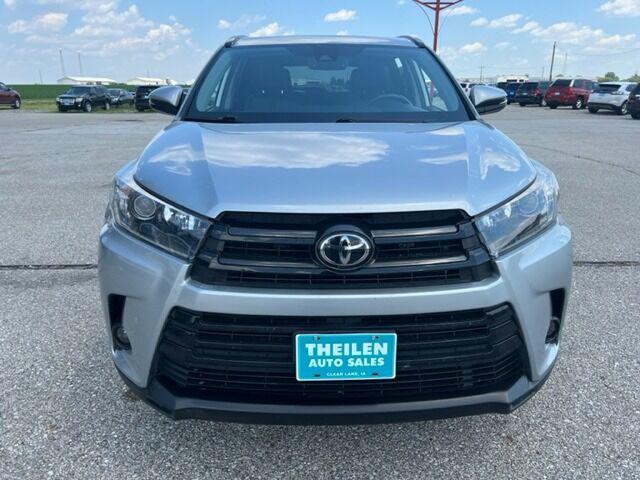 used 2019 Toyota Highlander car, priced at $30,690