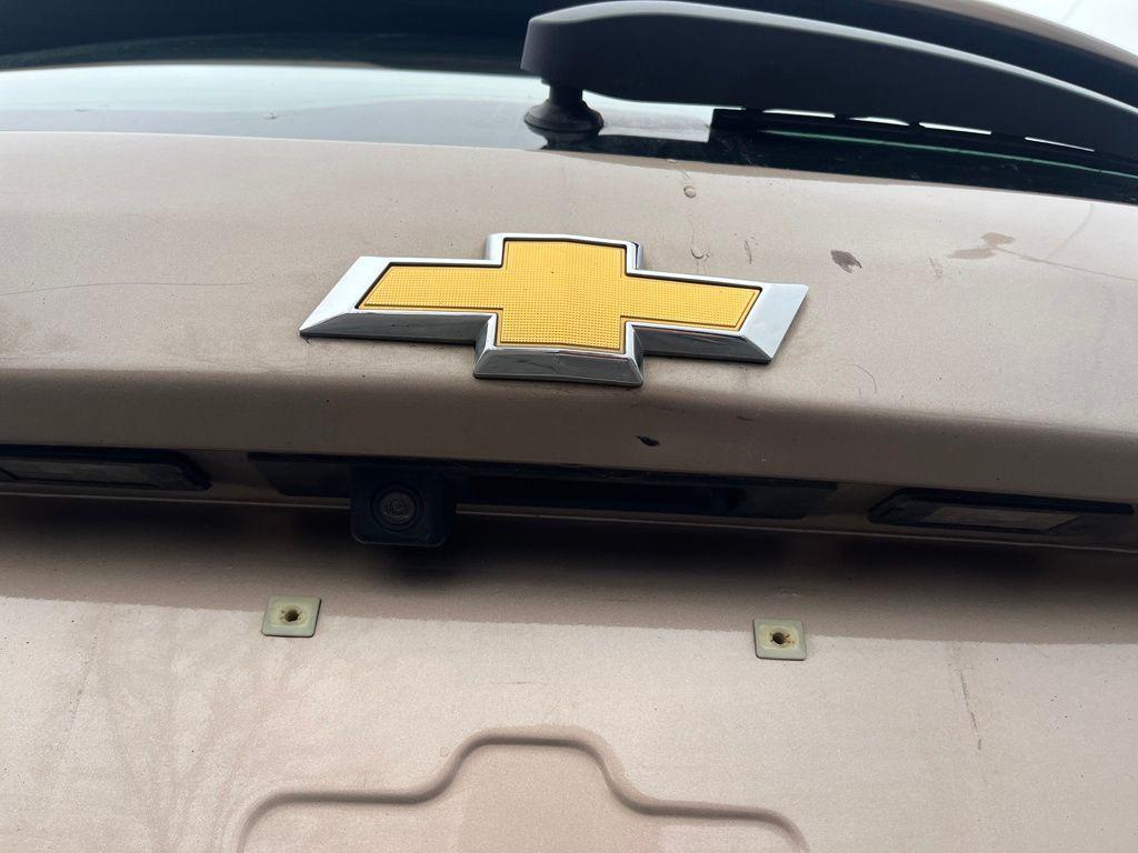 used 2018 Chevrolet Equinox car, priced at $12,989