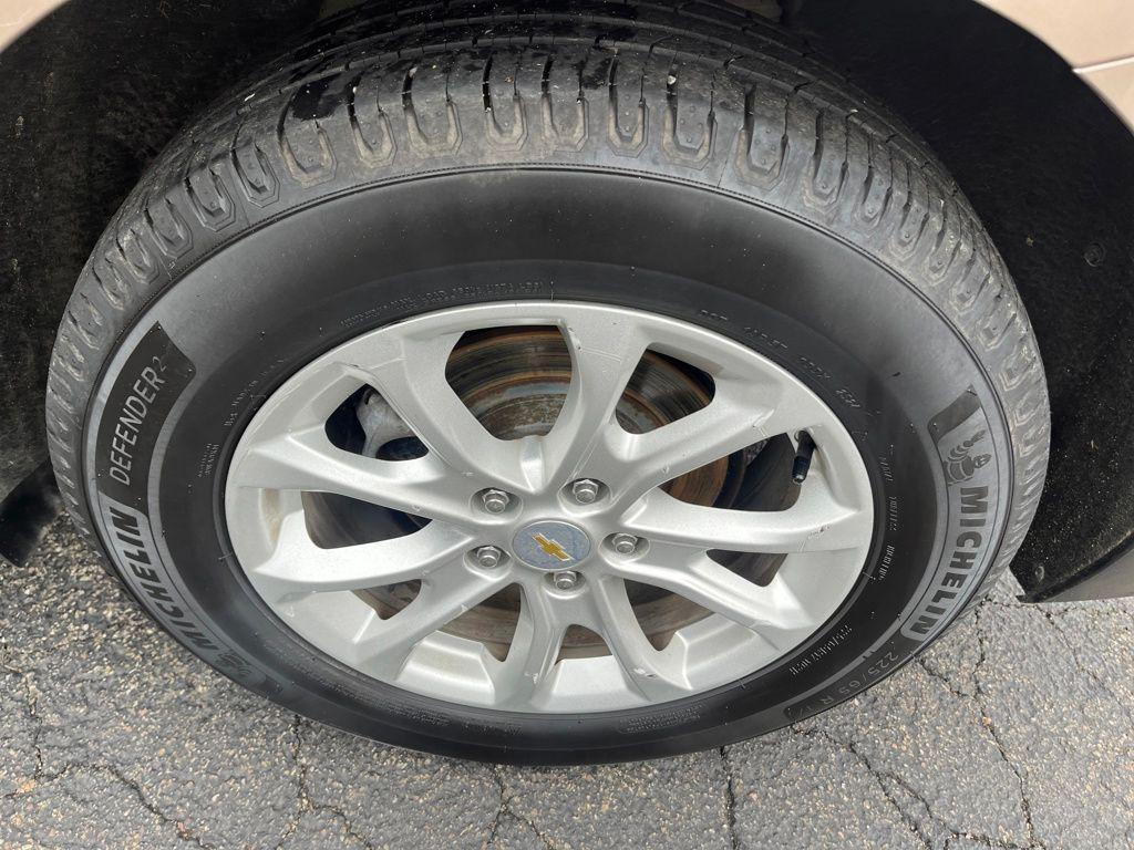 used 2018 Chevrolet Equinox car, priced at $12,989