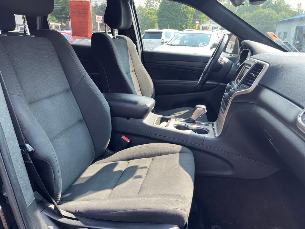 used 2017 Jeep Grand Cherokee car, priced at $12,529