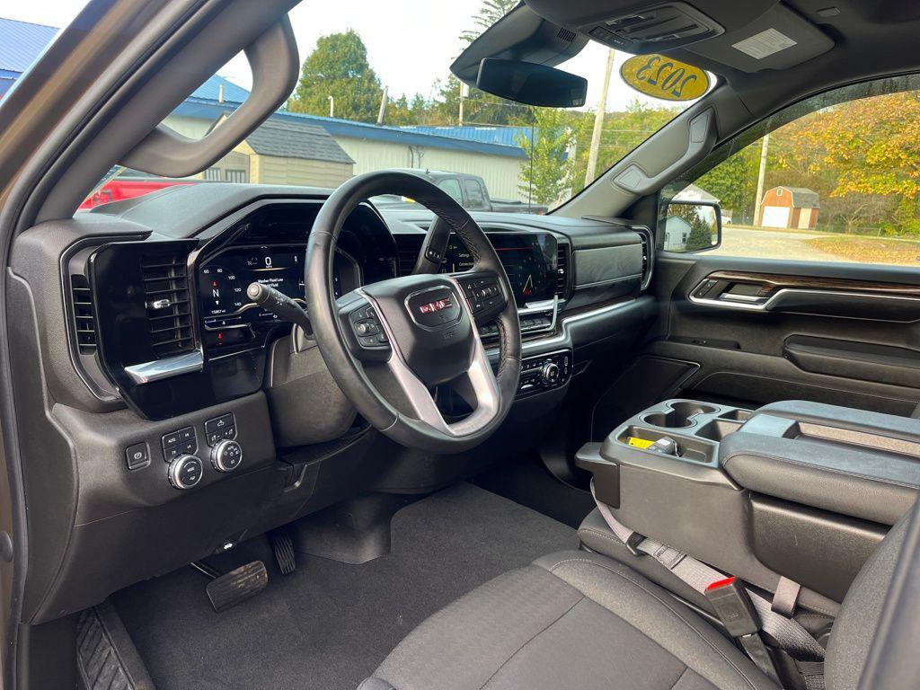 used 2023 GMC Sierra 1500 car, priced at $46,552