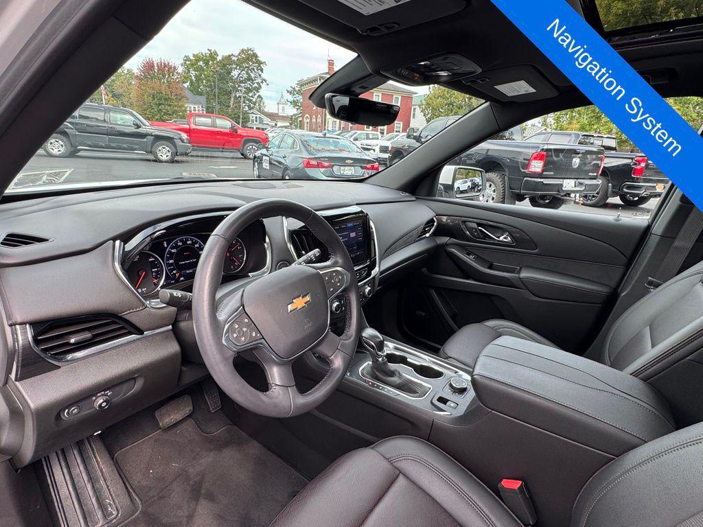 used 2022 Chevrolet Traverse car, priced at $39,989