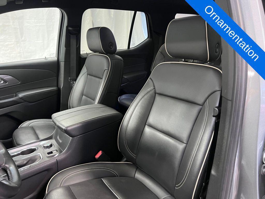 used 2023 Chevrolet Traverse car, priced at $37,989