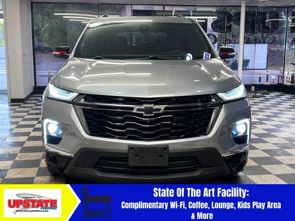 used 2023 Chevrolet Traverse car, priced at $37,989