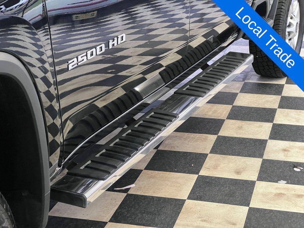 used 2022 Chevrolet Silverado 2500 car, priced at $46,989