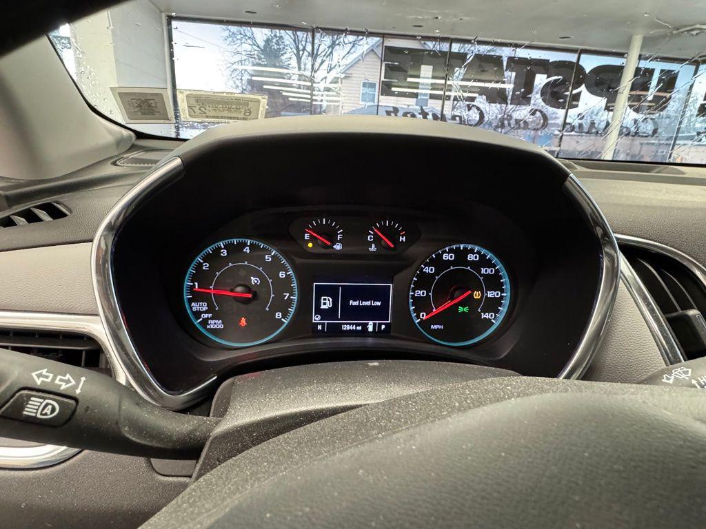used 2024 Chevrolet Equinox car, priced at $22,989