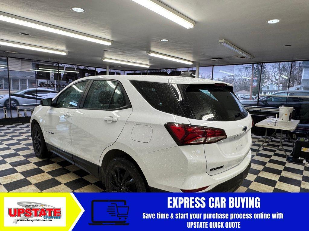 used 2024 Chevrolet Equinox car, priced at $22,989