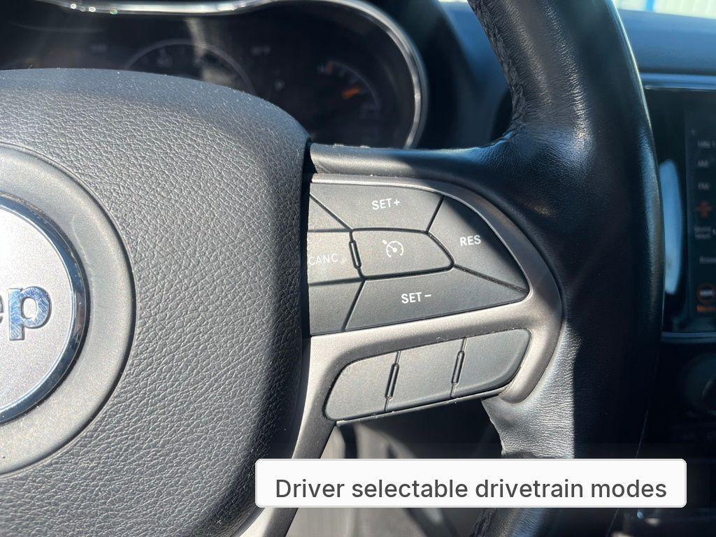 used 2020 Jeep Grand Cherokee car, priced at $22,177