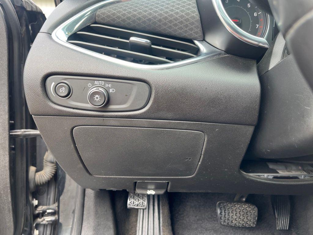 used 2018 Chevrolet Malibu car, priced at $12,079