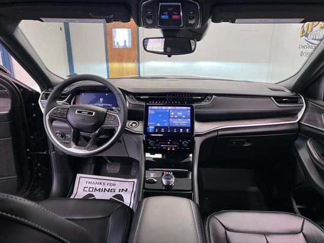 used 2024 Jeep Grand Cherokee car, priced at $42,989