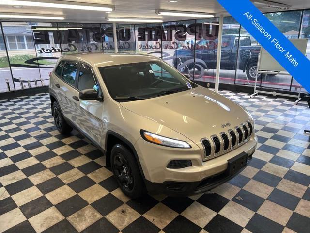 used 2014 Jeep Cherokee car, priced at $10,989