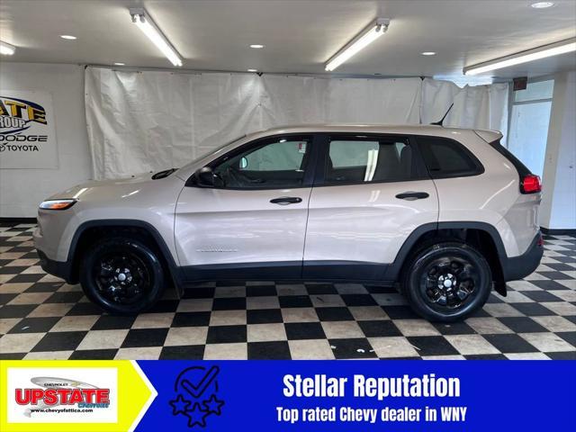 used 2014 Jeep Cherokee car, priced at $10,989