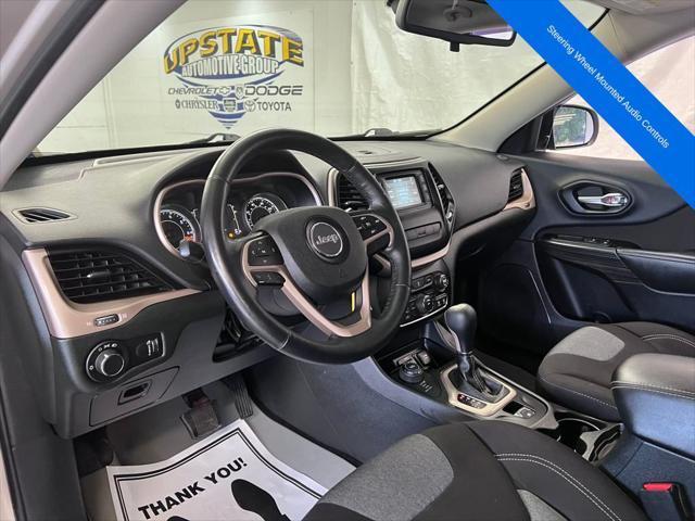 used 2014 Jeep Cherokee car, priced at $10,989