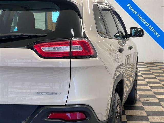 used 2014 Jeep Cherokee car, priced at $10,989