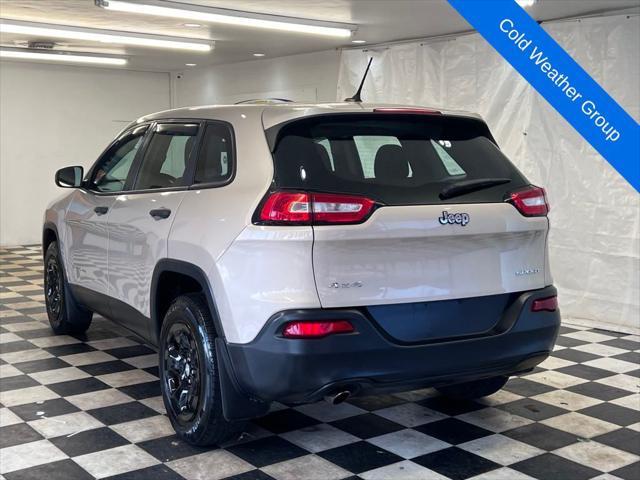 used 2014 Jeep Cherokee car, priced at $10,989