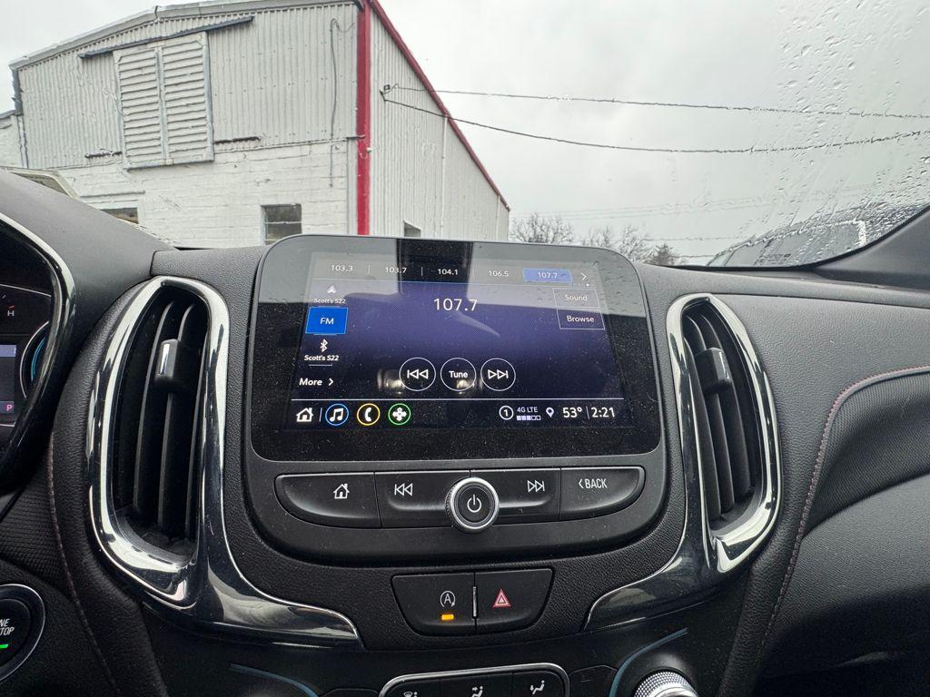 used 2024 Chevrolet Equinox car, priced at $27,989