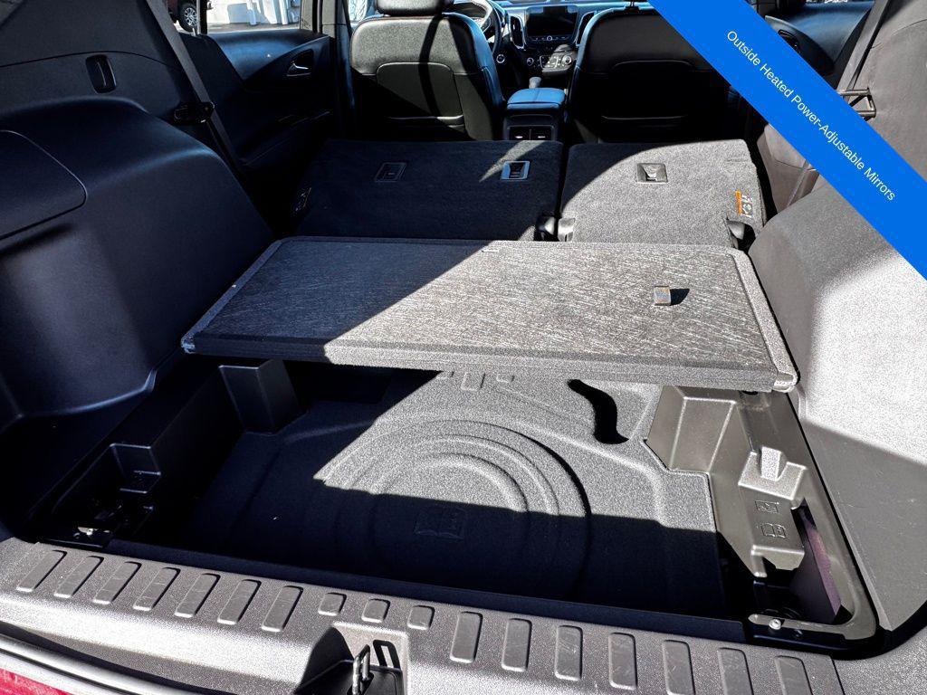 used 2024 Chevrolet Equinox car, priced at $27,989