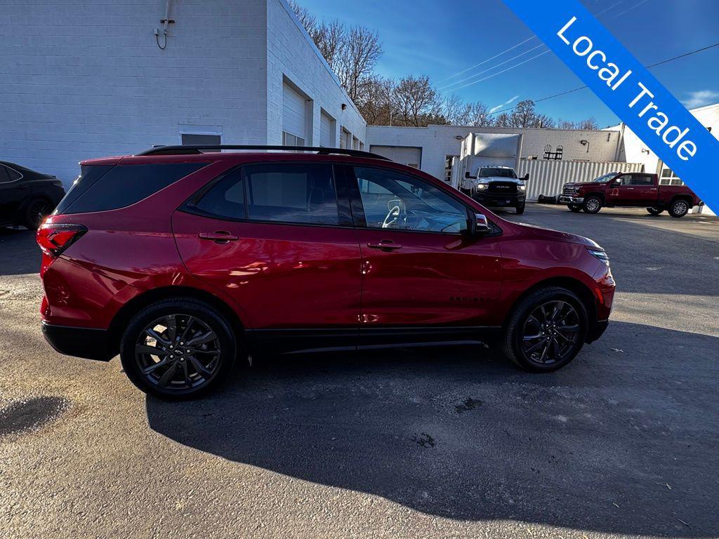 used 2024 Chevrolet Equinox car, priced at $27,989